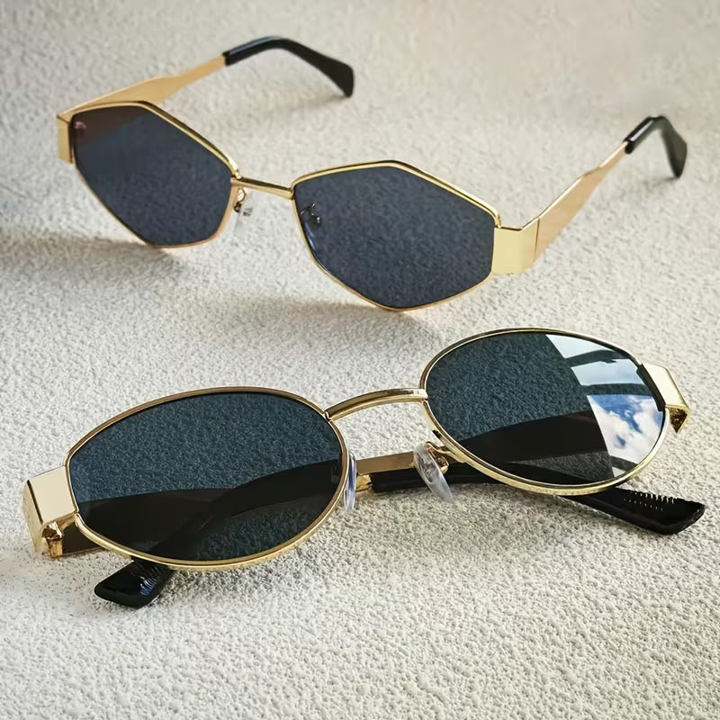 2-Piece Round Frame Party Glasses Set