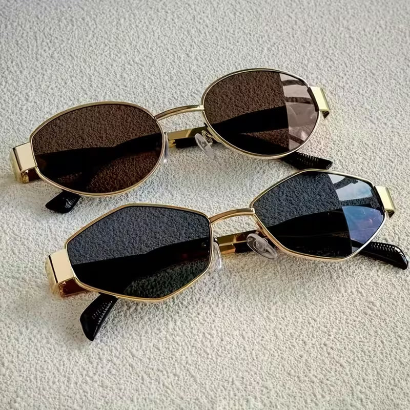 2-Piece Round Frame Party Glasses Set